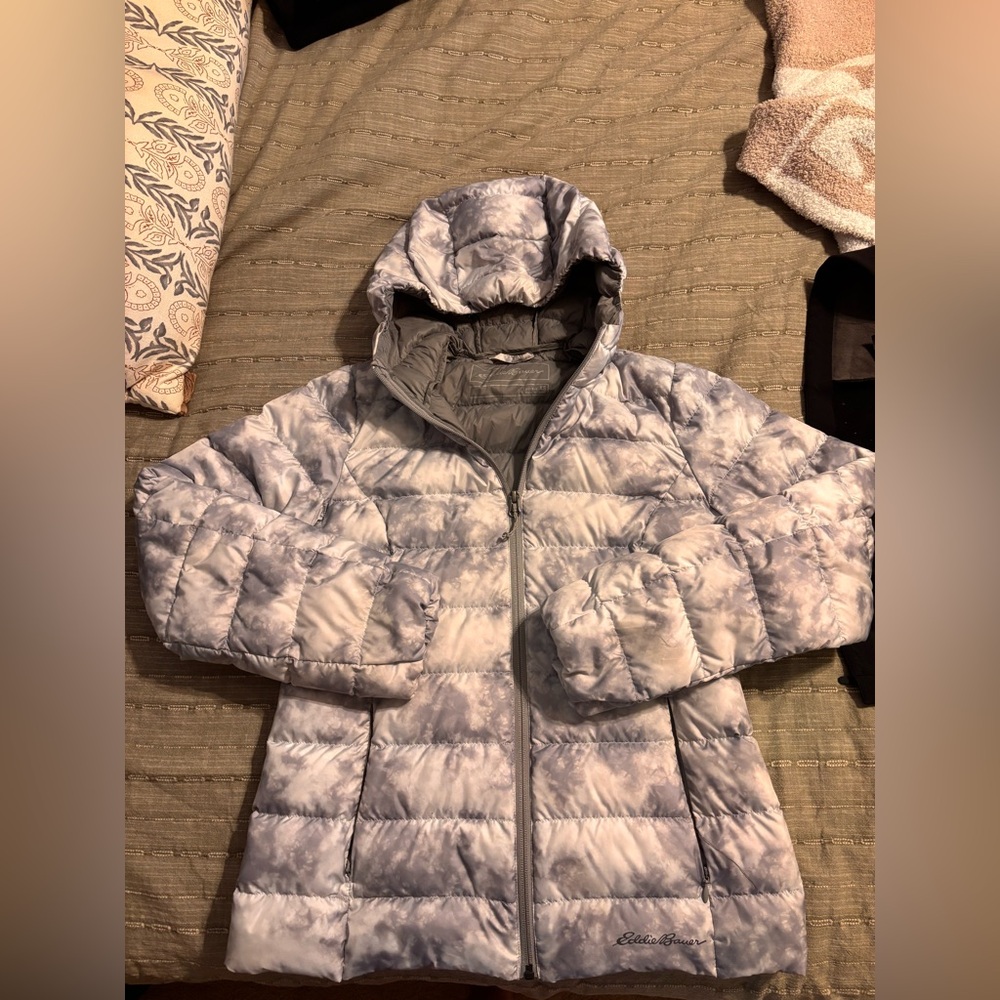 Eddie Bauer EB650 Light Gray Puffer Jacket